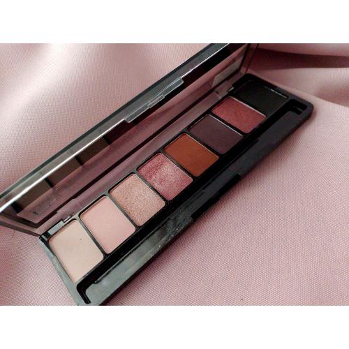 Eveline Cosmetics Professional Eyeshadow Palette 02 Twilight (Paletka 8 cieni do powiek) - opinie | zdjęcie do recenzji od BellaMakeup