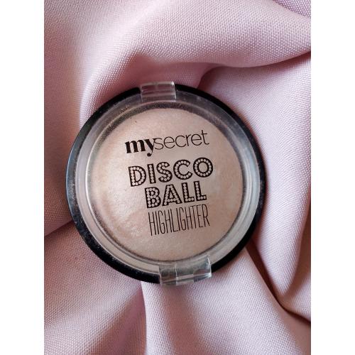 My Secret Disco Ball, Highlighter (Wypiekany puder rozświetlający) - opinie | zdjęcie do recenzji od BellaMakeup