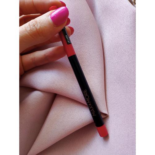 Max & More Shaping Lipliner (Konturówka do ust) - opinie | zdjęcie do recenzji od BellaMakeup