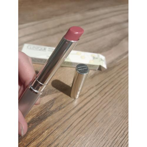 Clinique Almost Lipstick (Błyszczyk w formie pomadki) - opinie | zdjęcie do recenzji od Lothris - 1