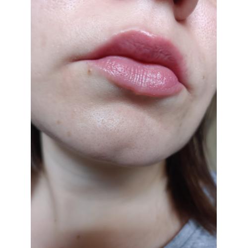 Clinique Almost Lipstick (Błyszczyk w formie pomadki) - opinie | zdjęcie do recenzji od Lothris - 4