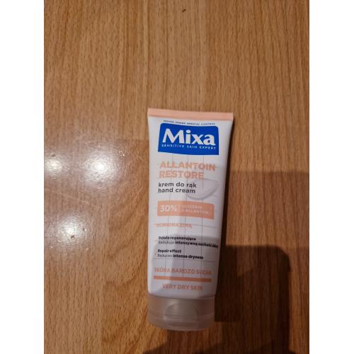 Mixa Reparierende Handcreme (Krem do rąk regenerujący z alantainą do suchej skóry dłoni) - opinie | zdjęcie do recenzji od Lukrecja63