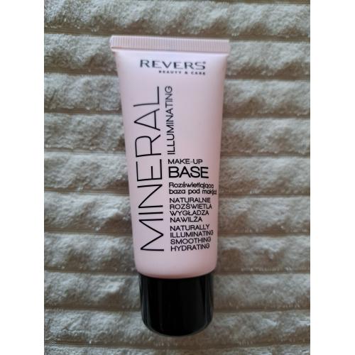 Revers Cosmetics Mineral, Illuminating Make Up Base (Baza pod makijaż rozświetlająca) - opinie | zdjęcie do recenzji od JOANNAPIO1974