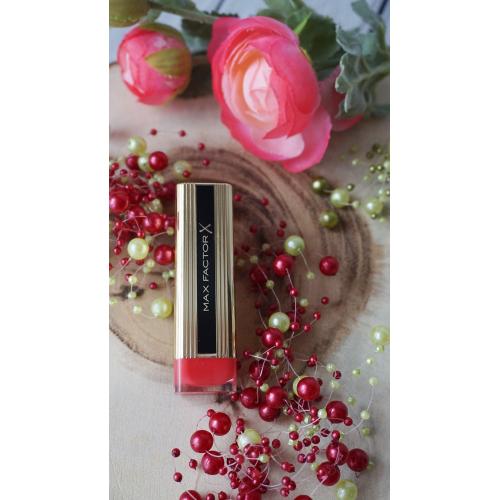 Max Factor Colour Elixir Lipstick (Nawilżająco - odżywcza pomadka do ust) - opinie | zdjęcie do recenzji od irenawanda - 1