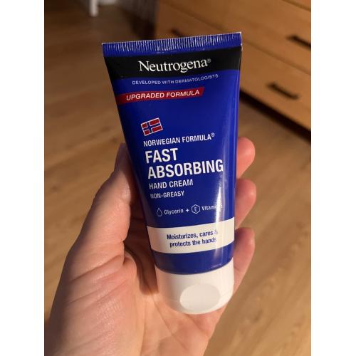 Neutrogena Formuła Norweska, Fast Absorbing Hand Cream (Szybko wchłaniający się krem do rąk o lekkiej konsystencji) - opinie | zdjęcie do recenzji od Hannakata