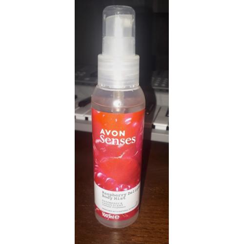 Avon Naturals, Pomegranate & Mango, Scented Spritz (Mgiełka do ciała `Granat i mango` (nowa wersja)) - opinie | zdjęcie do recenzji od Magnolia001