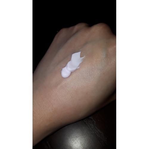 Eveline Cosmetics Holo Hand, Odżywczy krem do rąk z różowym holo-pyłkiem `Pink Unicorn ` - opinie | zdjęcie do recenzji od Magnolia001 - 2