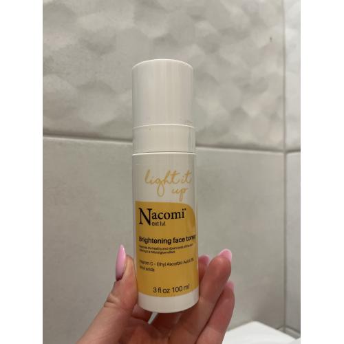 Nacomi Next Lvl, Brightening Face Toner (Rozświetlający tonik do twarzy) - opinie | zdjęcie do recenzji od Anett94kas