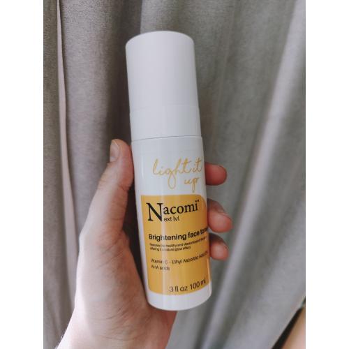 Nacomi Next Lvl, Brightening Face Toner (Rozświetlający tonik do twarzy) - opinie | zdjęcie do recenzji od shewild
