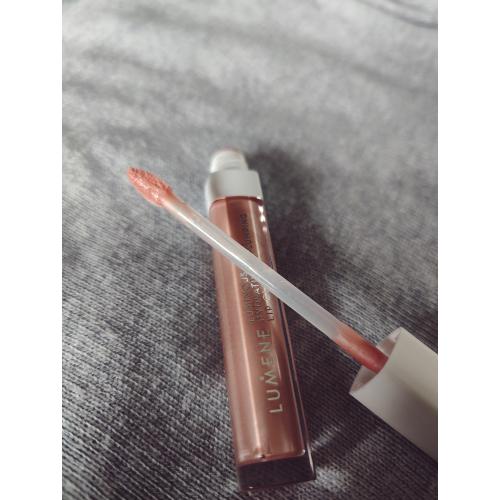 Lumene Luminous Shine Lipgloss (Rozświetlający błyszczyk do ust) - opinie | zdjęcie do recenzji od shewild - 1