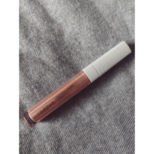 Lumene Luminous Shine Lipgloss (Rozświetlający błyszczyk do ust) - opinie | zdjęcie do recenzji od shewild - 2