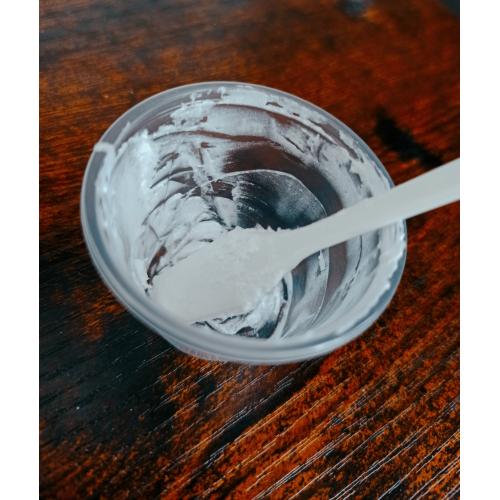 Sally Hansen Creme Hair Bleach For Face (Wybielacz do włosów na twarzy (nowa wersja)) - opinie | zdjęcie do recenzji od Alezwieje - 2