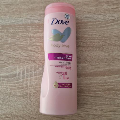 Dove Body Love, Care + Radiant Glow Body Lotion (Balsam do ciała) - opinie | zdjęcie do recenzji od bubinka89
