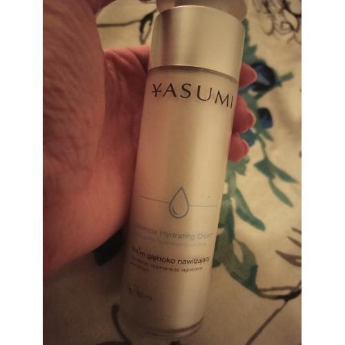Yasumi Ultimate Moisture Hydrating Cream (Krem intensywnie nawilżający) - opinie | zdjęcie do recenzji od Alezwieje