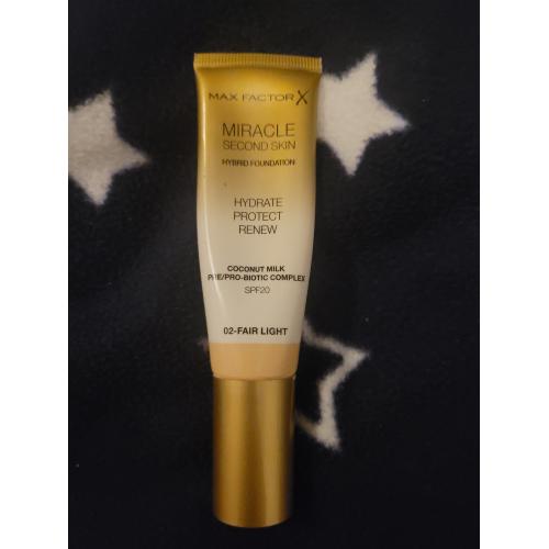 Max Factor Miracle Second Skin Hybrid Foundation, Hydrate Protect Renew SPF 20 (Podkład nawilżający z filtrem) - opinie | zdjęcie do recenzji od PaulinaBednarz