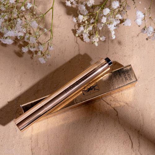 Yves Saint Laurent Touche Eclat, Rozświetlacz w pisaku - opinie | zdjęcie do recenzji od mcblondi - 1