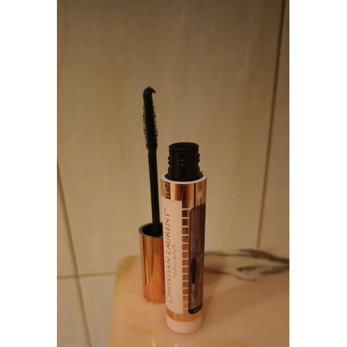 Christian Laurent Pour la Beaute Celebrity Lash Mascara (Pogrubiająco-wydłużająco-liftingujący tusz do rzęs) - opinie | zdjęcie do recenzji od optostin