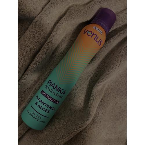 Venus Pro-Sensitive, Łagodząca pianka do golenia `Aloes & D-pantenol` - opinie | zdjęcie do recenzji od Rina_Ch989