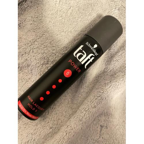 Schwarzkopf Taft Power Hair Lacquer Hold 5 (Lakier do wlosów) - opinie | zdjęcie do recenzji od Rina_Ch989