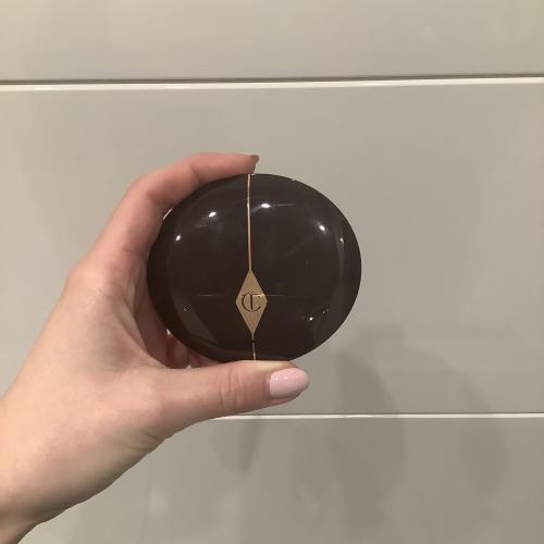 Charlotte Tilbury Cheek To Cheek, Blusher (Róż w pudrze) - opinie | zdjęcie do recenzji od TaMagdalena - 2