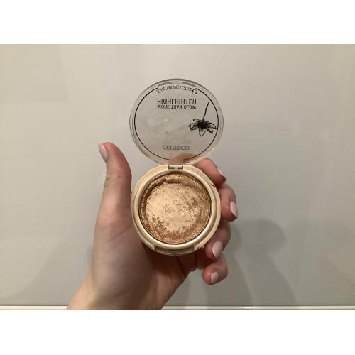 Catrice More Than Glow Highlighter (Rozświetlacz do twarzy) - opinie | zdjęcie do recenzji od TaMagdalena - 1