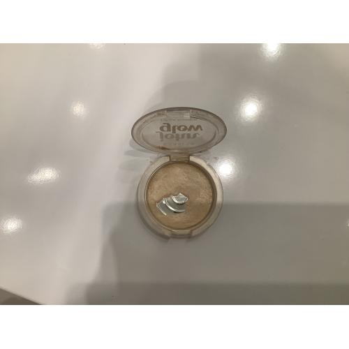 Claresa John Glow Highlighter (Puder prasowany rozświetlający) - opinie | zdjęcie do recenzji od TaMagdalena - 1