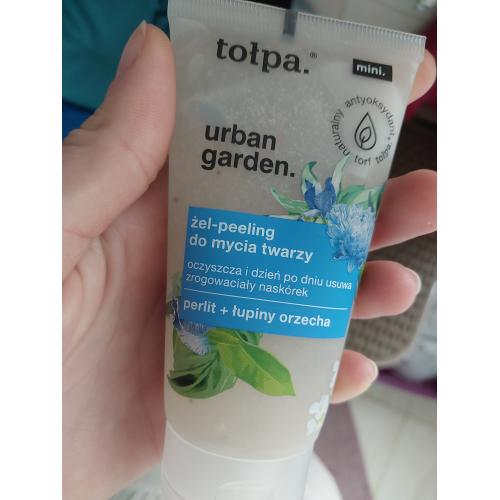 Tołpa Urban Garden, Żel-peeling do mycia twarzy - opinie | zdjęcie do recenzji od RoksanaNAD