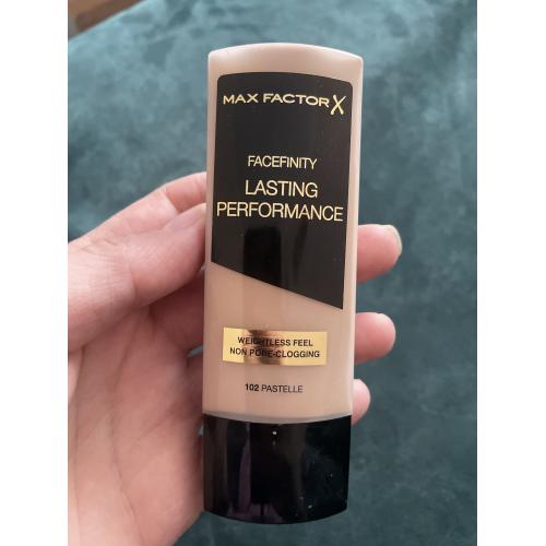 Max Factor Lasting Performance Make - Up (Trwały podkład do twarzy) - opinie | zdjęcie do recenzji od MartiMilcia