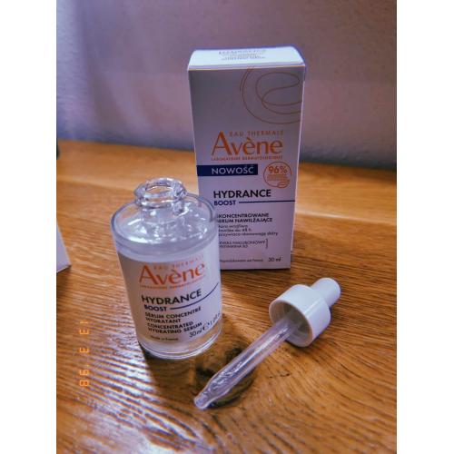 Eau Thermale Avène Hydrance Boost Serum Concentre Hydratant (Skoncentrowane serum nawilżające) - opinie | zdjęcie do recenzji od Rumcykiewicz