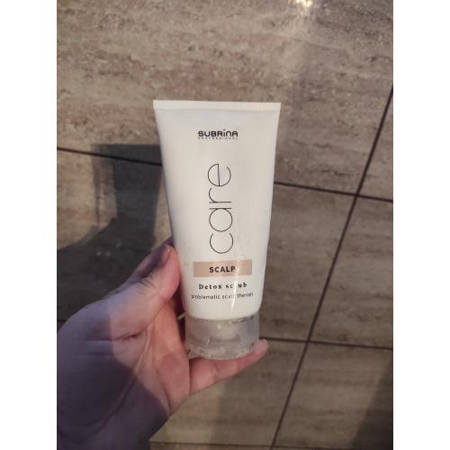 Subrina Professional Scalp Detox Scrub (Peeling do skóry głowy) - opinie | zdjęcie do recenzji od leniszcze