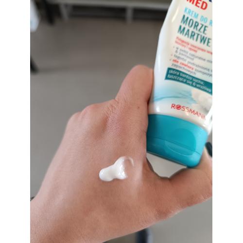 Isana MED, Handcreme Totes Meer (Krem do rąk `Morze Martwe`) - opinie | zdjęcie do recenzji od JustynaTr97 - 2