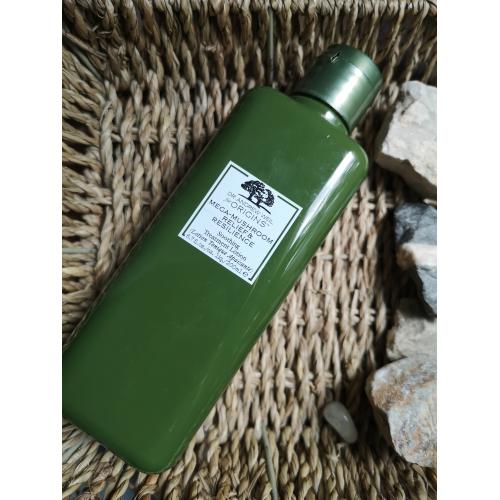 Origins Dr Andrew Weil for Origins, Mega-Mushroom, Skin Relief & Resilience Soothing Treatment Lotion (Lekka emulsja do twarzy) - opinie | zdjęcie do recenzji od MonikaCz89