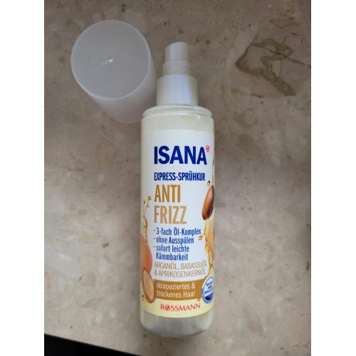 Isana Ekspresowa kuracja nawilżająca do włosów w sprayu anti-frizz - opinie | zdjęcie do recenzji od patt_19