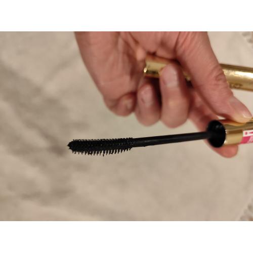 Eveline Cosmetics Volumix Fiberlast Mascara Volume & Lift & Separation (Tusz do rzęs pogrubiający) - opinie | zdjęcie do recenzji od clareblondi - 1