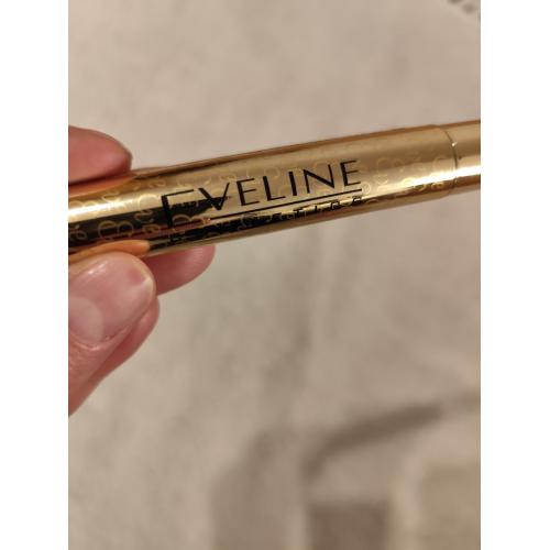 Eveline Cosmetics Volumix Fiberlast Mascara Volume & Lift & Separation (Tusz do rzęs pogrubiający) - opinie | zdjęcie do recenzji od clareblondi - 4