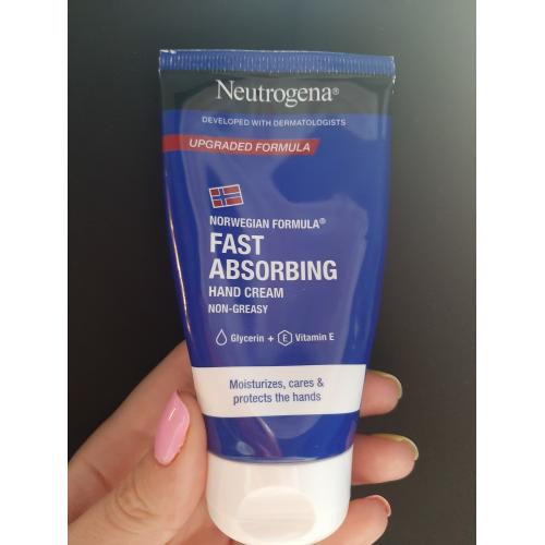 Neutrogena Formuła Norweska, Fast Absorbing Hand Cream (Szybko wchłaniający się krem do rąk o lekkiej konsystencji (nowa formuła)) - opinie | zdjęcie do recenzji od Domi1220 - 2