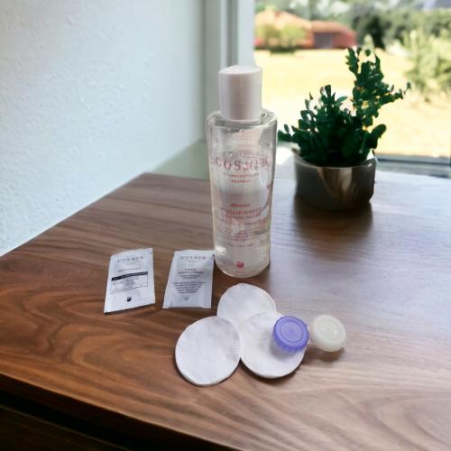 Cosmed Ultrasense, Micellar Makeup Cleansing Water (Kojący płyn micelarny do demakijażu) - opinie | zdjęcie do recenzji od KokainkaxX
