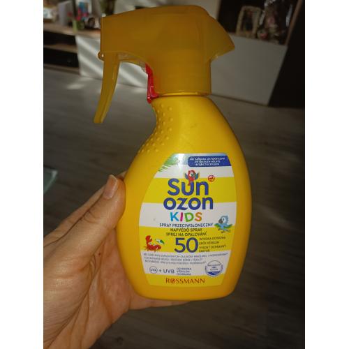 SunOzon Kids, Sonnenspray SPF 50 (Spray przeciwsłoneczny dla dzieci SPF 50 (nowa wersja)) - opinie | zdjęcie do recenzji od KamaK1984 - 1