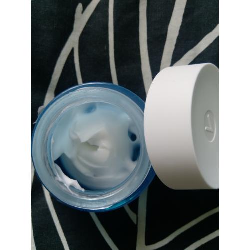 Vichy Aqualia Thermal, Creme Rehydratante Riche (Krem nawilżający o bogatej konsystencji do skóry suchej) - opinie | zdjęcie do recenzji od Owocowysad - 3