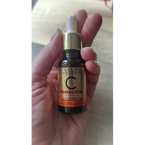 Eveline Cosmetics C-Perfection, Przeciwzmarszczkowe serum do twarzy z witaminą C - opinie | zdjęcie do recenzji od MinimaNebula