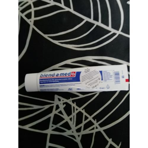 Blend - a - med Extra Frisch Clean Toothpaste (Pasta do zębów) - opinie | zdjęcie do recenzji od Owocowysad - 1