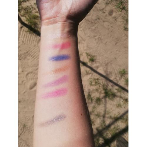 Revolution Beauty (Makeup Revolution) Precious Glamour, Party Ready  Eyeshadow Palette (Paleta cieni do powiek) - opinie | zdjęcie do recenzji od Justyna_moja_pielegnacja - 1