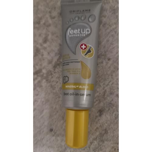 Oriflame Feet Up Advanced, Rapid Repair Foot Oil-in-Serum (Serum do stóp) - opinie | zdjęcie do recenzji od agamac77