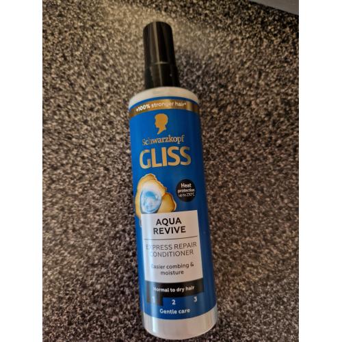 Schwarzkopf Gliss Aqua Revive, Express Repair Conditioner (Ekspresowa odżywka do włosów suchych i normalnych) - opinie | zdjęcie do recenzji od Lukrecja63