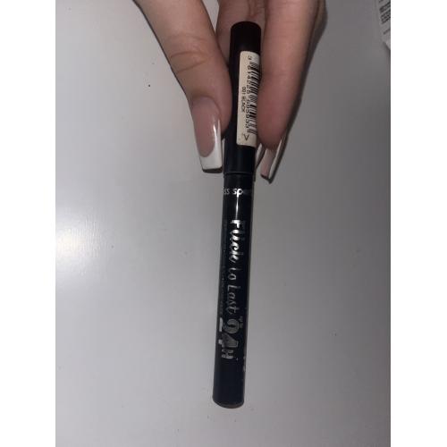 Miss Sporty Flick to Last up to 24h Eyeliner (Eyeliner w pisaku) - opinie | zdjęcie do recenzji od Wika_a