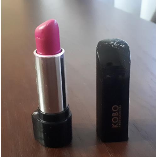 Kobo Professional Satin Lips Lipstick (Satynowa pomadka) - opinie | zdjęcie do recenzji od Magnolia001 - 1