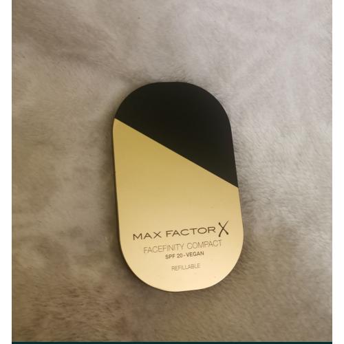 Max Factor Facefinity Compact Foundation SPF20 (Podkład w kompakcie) - opinie | zdjęcie do recenzji od satinellasati