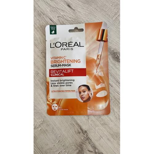 L'Oreal Paris Revitalift Clinical, Vitamin C Brightening Serum-Mask (Rozświetlająca maska-serum w płachcie do twarzy z witaminą C) - opinie | zdjęcie do recenzji od Sabi01