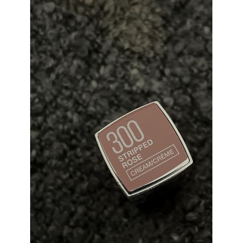 Maybelline New York Color Sensational, Smoked Roses Lipstick (Pomadka do ust) - opinie | zdjęcie do recenzji od Julka8822 - 2