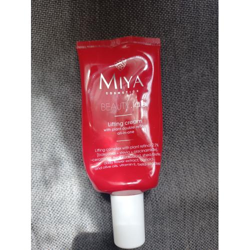 Miya Cosmetics BEAUTY.lab, Krem liftingujący all-in-one z podwójnym retinolem roślinnym - opinie | zdjęcie do recenzji od Lothris - 1